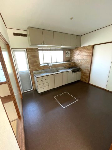 岩出市新田広芝・中古戸建・19775のキッチン