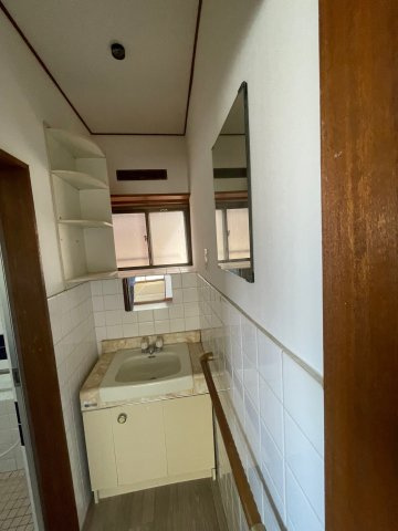 岩出市新田広芝・中古戸建・19775の洗面所