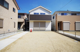 【外観】 | 1号棟　現地（2018年04月）撮影