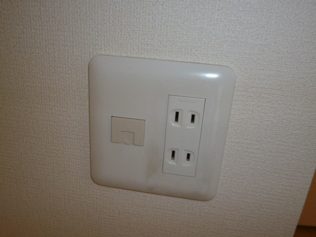 ランピオーネのその他|モジュラージャック