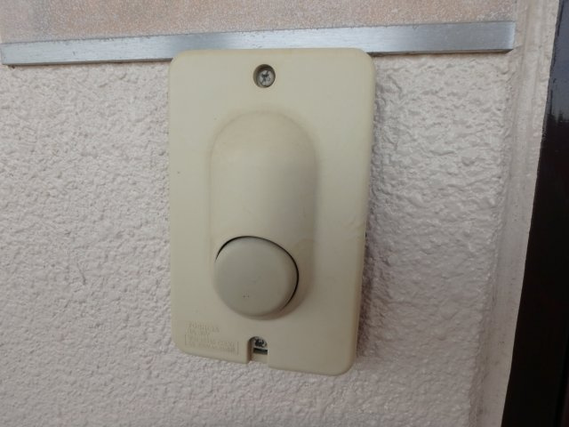 メゾンさかきの玄関