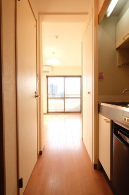 【エントランス】 | サンコート緑 | 同タイプ・別室となります。現況優先と致します。