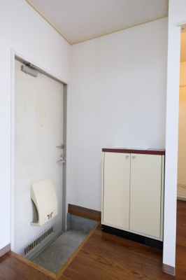 【玄関】 | サンハウス黒砂台 | 同タイプの別室画像です　現況優先でご了承ください