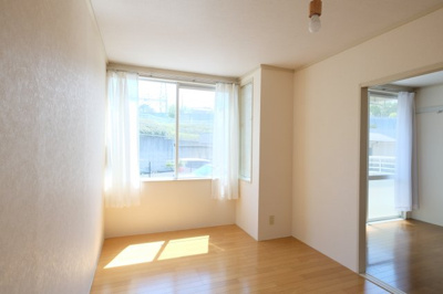 【寝室】 | サンハウス黒砂台 | 同タイプの別室画像です　現況優先でご了承ください