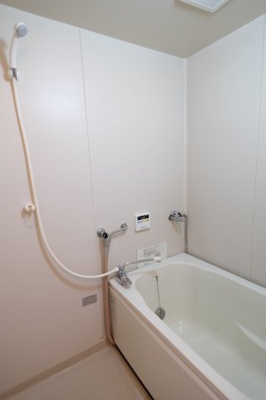 【浴室】 | サンハウス黒砂台 | 同タイプの別室画像です　現況優先でご了承ください