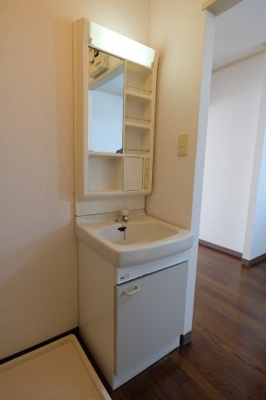 【独立洗面台】 | サンハウス黒砂台 | 同タイプの別室画像です　現況優先でご了承ください