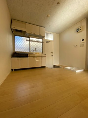 【居間・リビング】 | テラス黒砂台 | リフォーム予定です　※画像はリフォーム済みの別室です