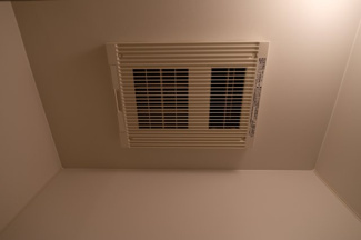 【設備】 | スカイパーク椿森 | 浴室乾燥機
同タイプ別室、現況優先といたします