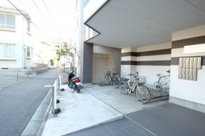 【その他共用部分】 | スカイパーク椿森 | 同タイプ別室の画像です　現況優先でご了承ください