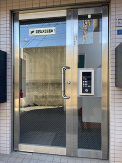 【セキュリティ】 | エスポア | 防犯カメラとオートロックで女性にも安心です