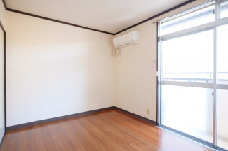 【洋室】 | アシュール・レイ | ※同タイプ別室の画像です　現況優先でご了承ください