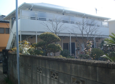 【外観】 | グランデュール吉野Ⅱ | 大家さんの敷地内にある建物なので女性でも安心です