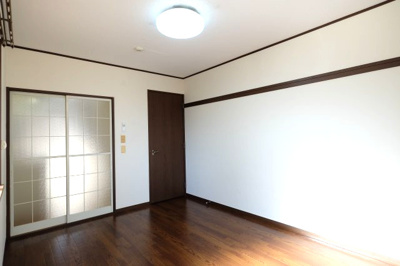 【居間・リビング】 | グランデュール吉野Ⅰ | 同タイプの別室の画像です　現況優先でご了承ください