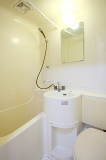 【浴室】 | グランデュール吉野Ⅰ | 同タイプの別室の画像です　現況優先でご了承ください