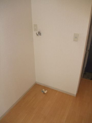 【設備】 | クレール汐見 | 洗濯機置場