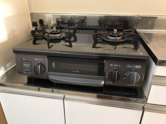 【設備】 | コーポアルタⅢ | 2口ガスコンロも設置済です