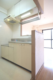 【キッチン】 | メゾン古奈 | 同タイプ別室、現況優先とします