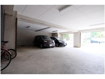 【駐車場】 | ミラ汐見丘 | 1階はガレージになっています