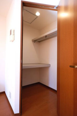 【収納】 | フォルモーザ轟 | 収納容量のあるウォークインクローゼットです