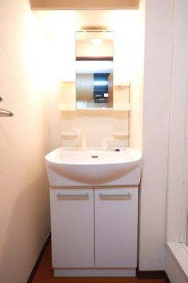 【洗面所】 | フォルモーザ轟 | シャンプードレッサーです