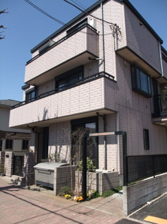【外観】 | ヘーベルハウスの建物です　１階はオーナー宅ですから安心ですね