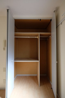 【収納】 | ミラ穴川 | ご入居中のため同タイプ別室画像です　現況優先でご了承ください