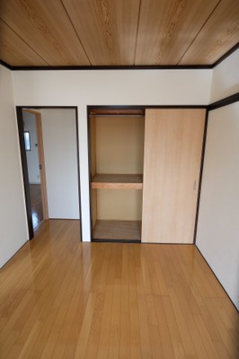 【収納】 | コーポｆ | 202号室の画像です　現況優先でご了承ください