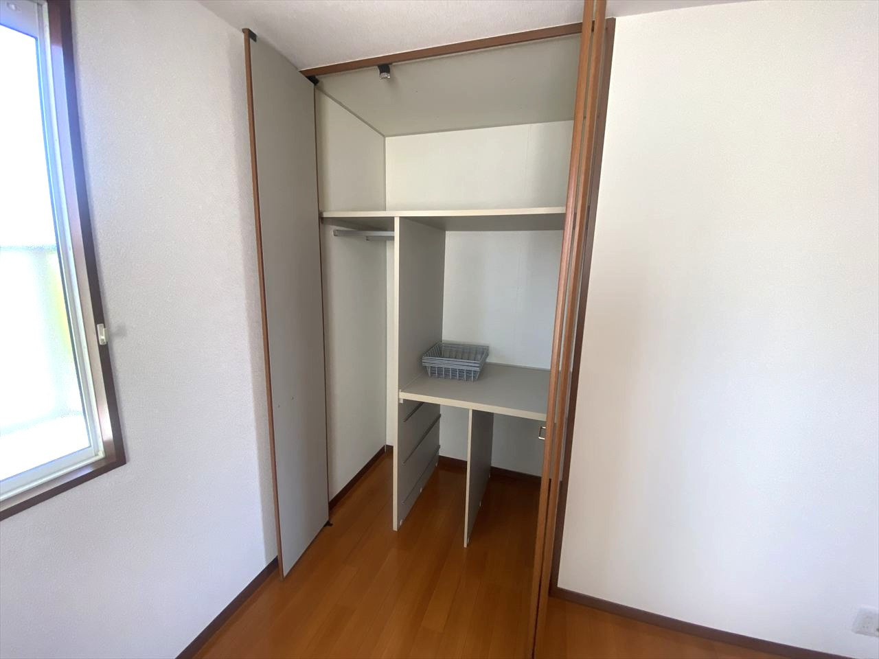 シャーメゾン高屋　Aの収納