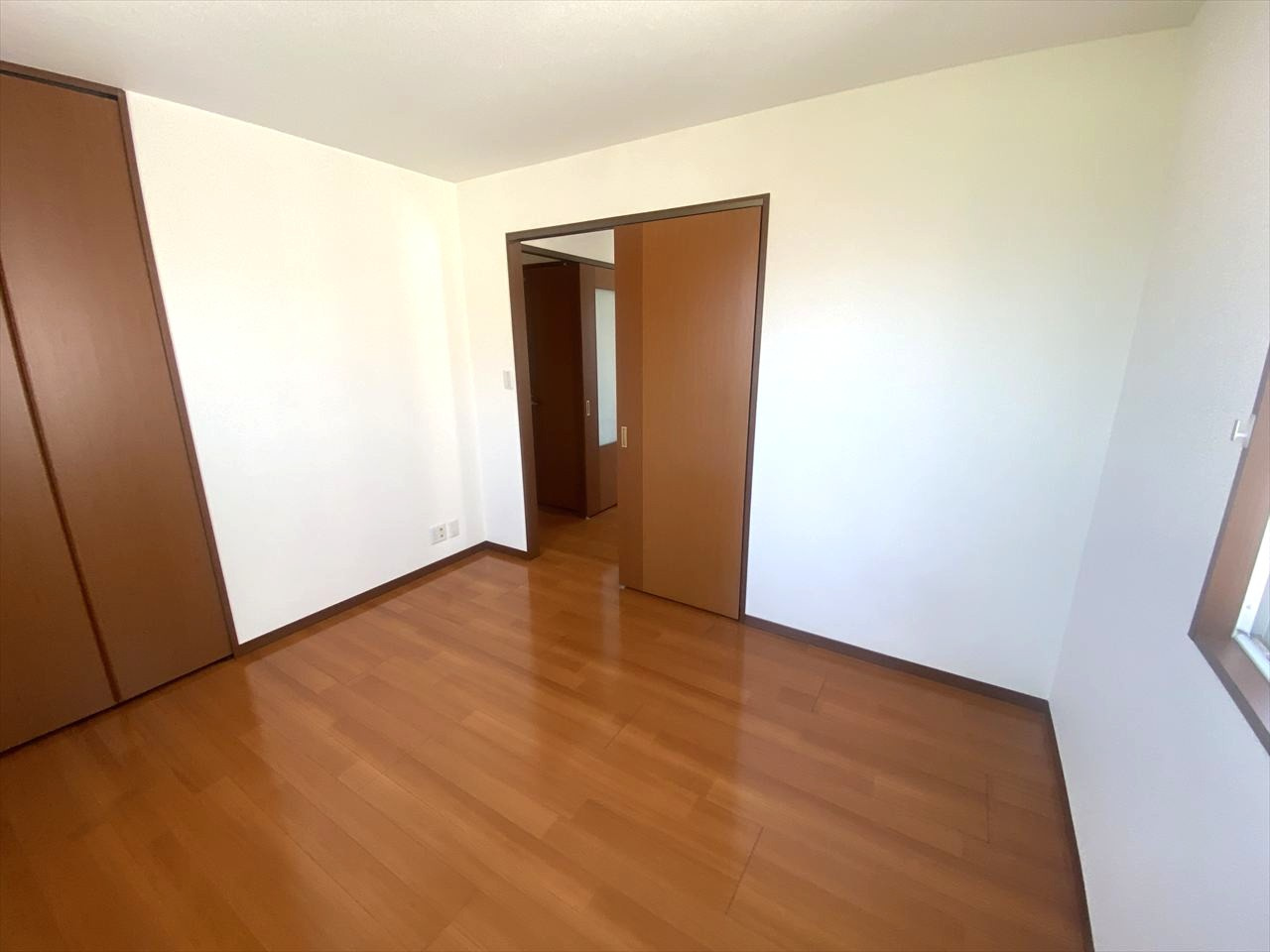 シャーメゾン高屋　Aの寝室