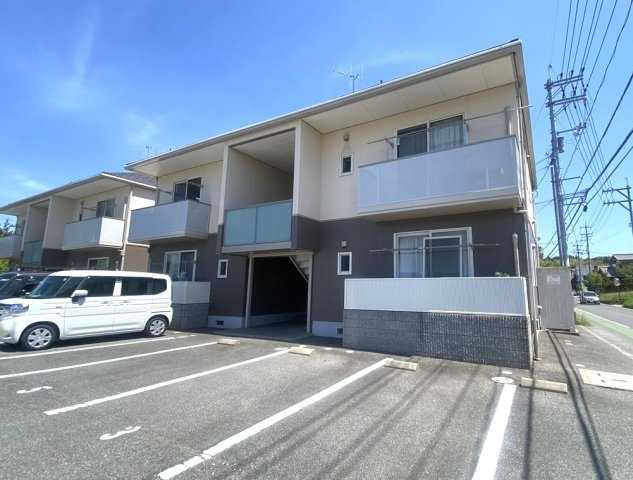 シャーメゾン高屋　A