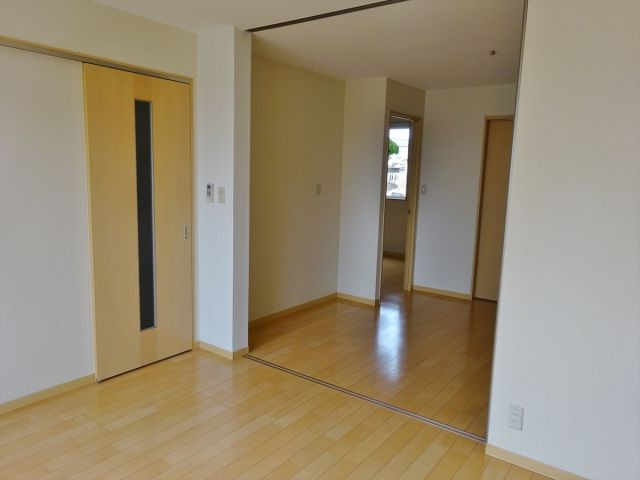 サニーハイツ勝谷の寝室