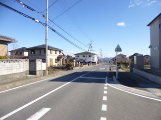 【前面道路含む現地写真】