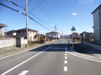 【前面道路含む現地写真】