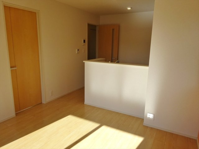 シャイニング・メゾンBの居間・リビング