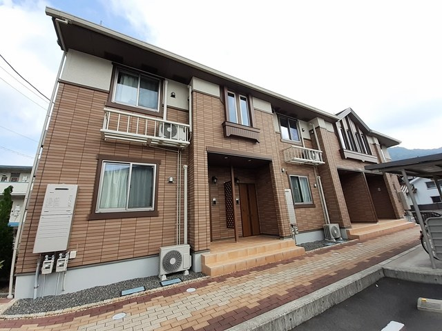 シャイニング・メゾンBの外観