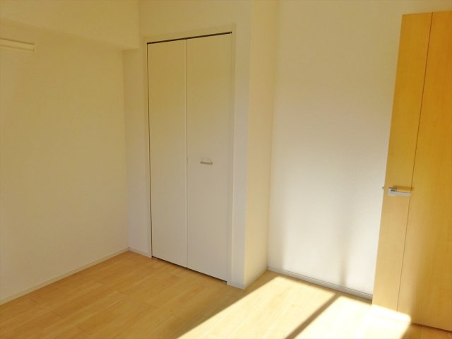 シャイニング・メゾンBの洋室