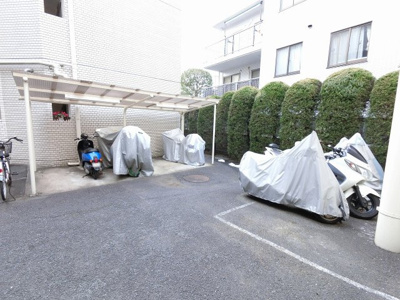 【その他共用部分】 | NICニックハイム新川崎 | バイク置場