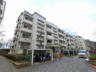 【外観】 | 最上階・全室南向き・三方角部屋につき陽当り・通風良好♪