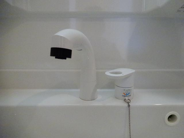 グラス・ニコルの独立洗面台