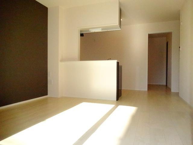 グラス・ニコルの居間・リビング