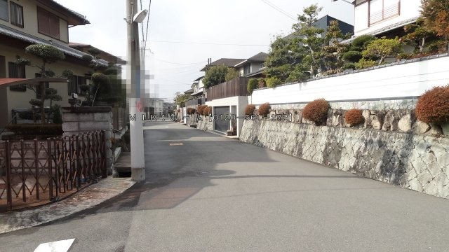 箕面市粟生外院４丁目　土地の周辺