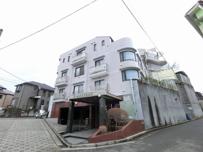 【外観】 | アールプラザ弘明寺 | 弘明寺商店街まで平坦徒歩圏内