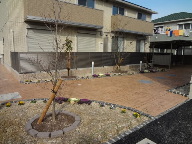 ルミエールA棟のその他共用部分|自転車置き場