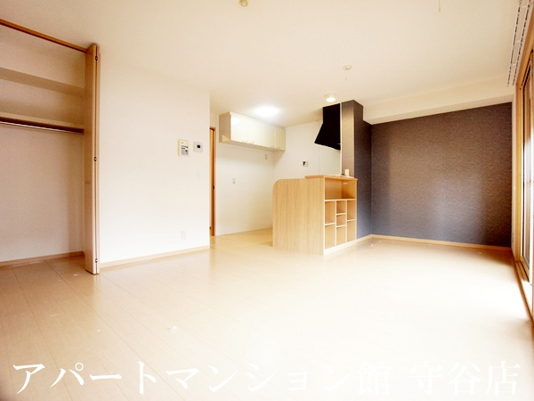アプローズスクエアＣの居間・リビング