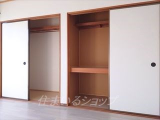 広島市安佐北区落合２丁目のアパートの収納