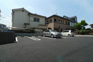 【駐車場】
