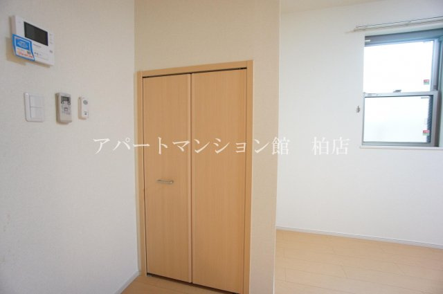 ソイビーンズ　ウッドの収納