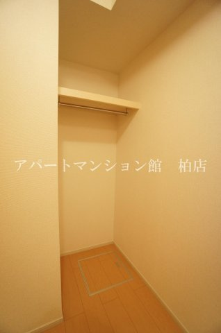 ソイビーンズ　ウッドの収納