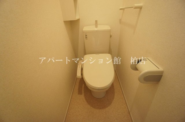 ソイビーンズ　ウッドのトイレ