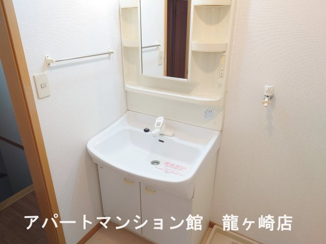 さくらヒルズの独立洗面台